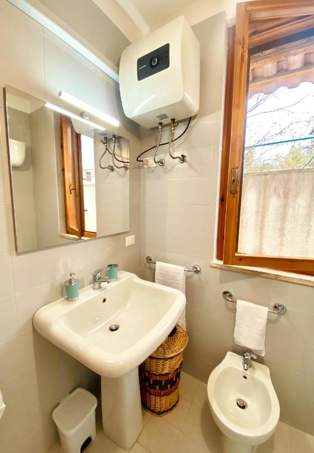 Adv Holiday House - Casa Vacanze San Cataldo  Bagian luar foto